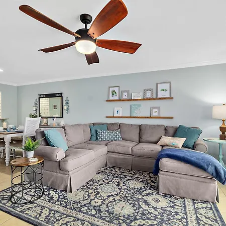 Villa Island Oasis - 3Br 2Ba - Steps To The Ocean!